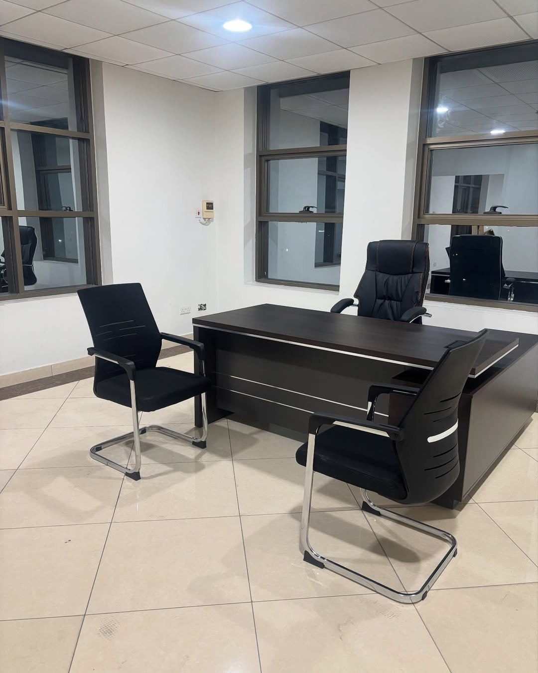 officetable2