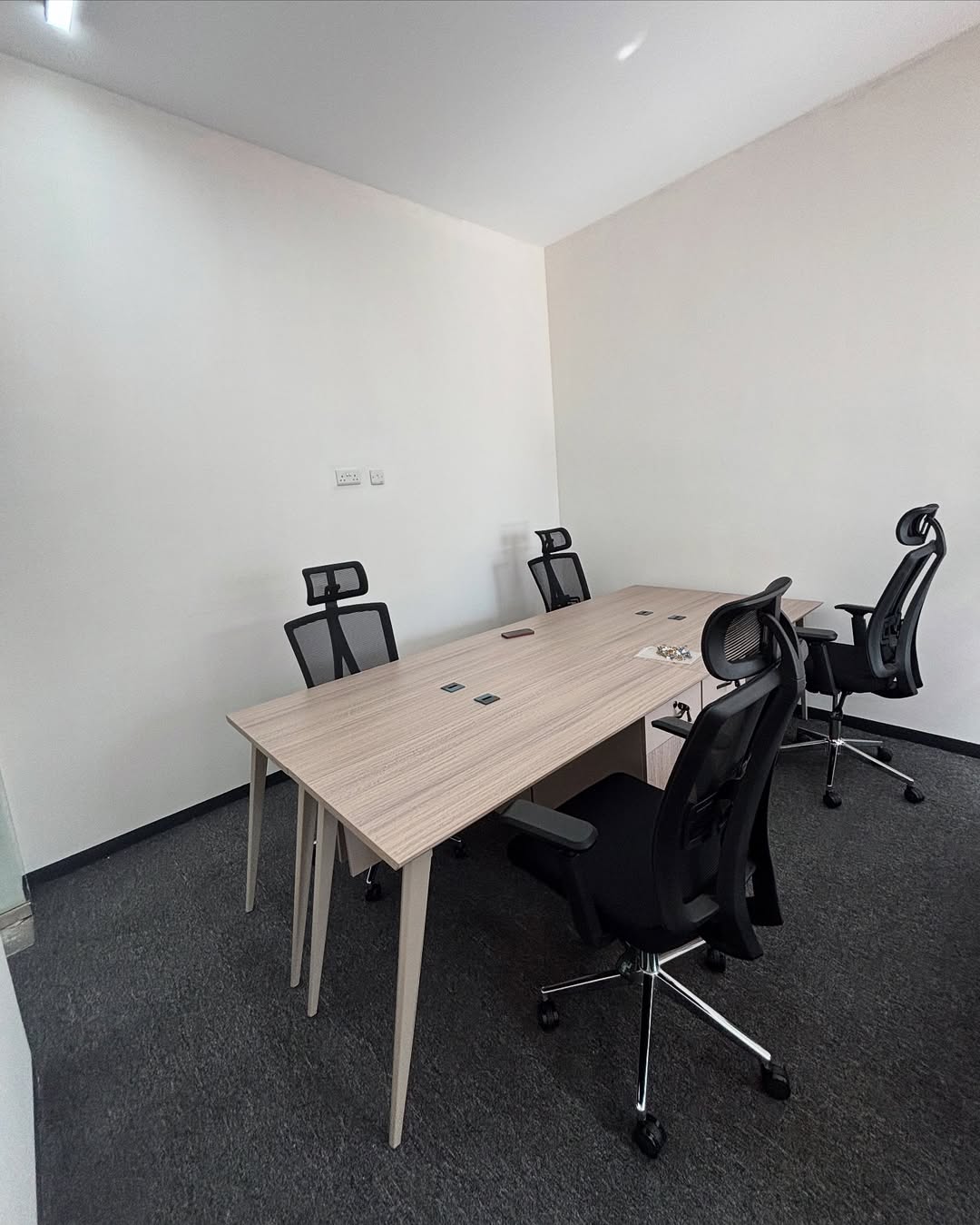 officetable2